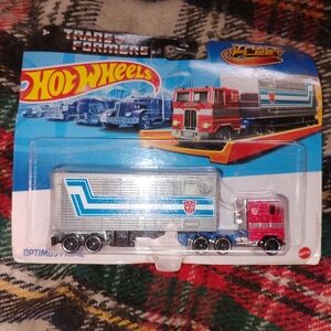 Hot Wheels Track Fleet Transformers Optimus Prime